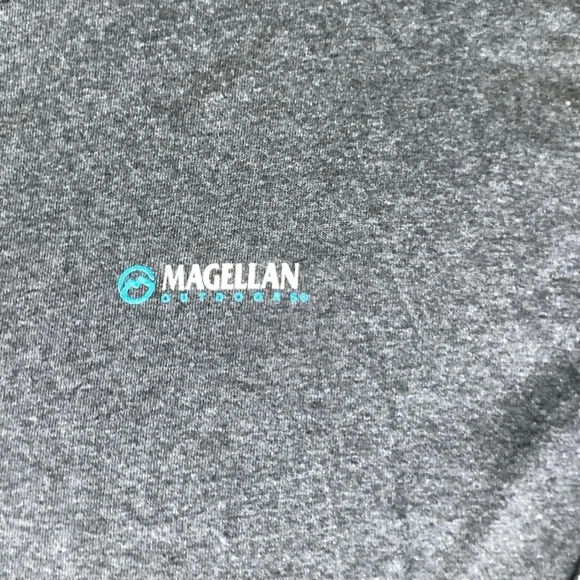 Gray Long-sleeve T-shirt - sz Large - Picture 2 of 6